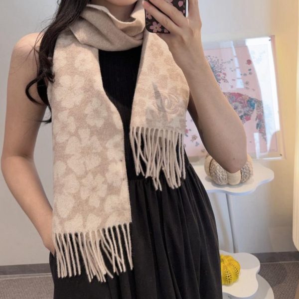 designer,replica,clothing,fake,1:1,lv,luxury,high quality CHANEL 100% Premium Cashmere Water Ripple Pattern Scarf (AZLCL)