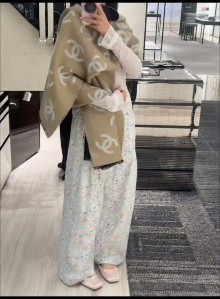 designer,replica,clothing,fake,1:1,lv,luxury,high quality Chanel 100% Cashmere Scarf (E7Y7S)