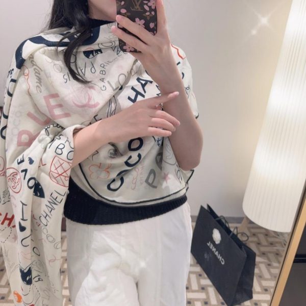 designer,replica,clothing,fake,1:1,lv,luxury,high quality Chanel’s latest velvet scarf, classic camellia design, elegant Coco style (Q5BOX)
