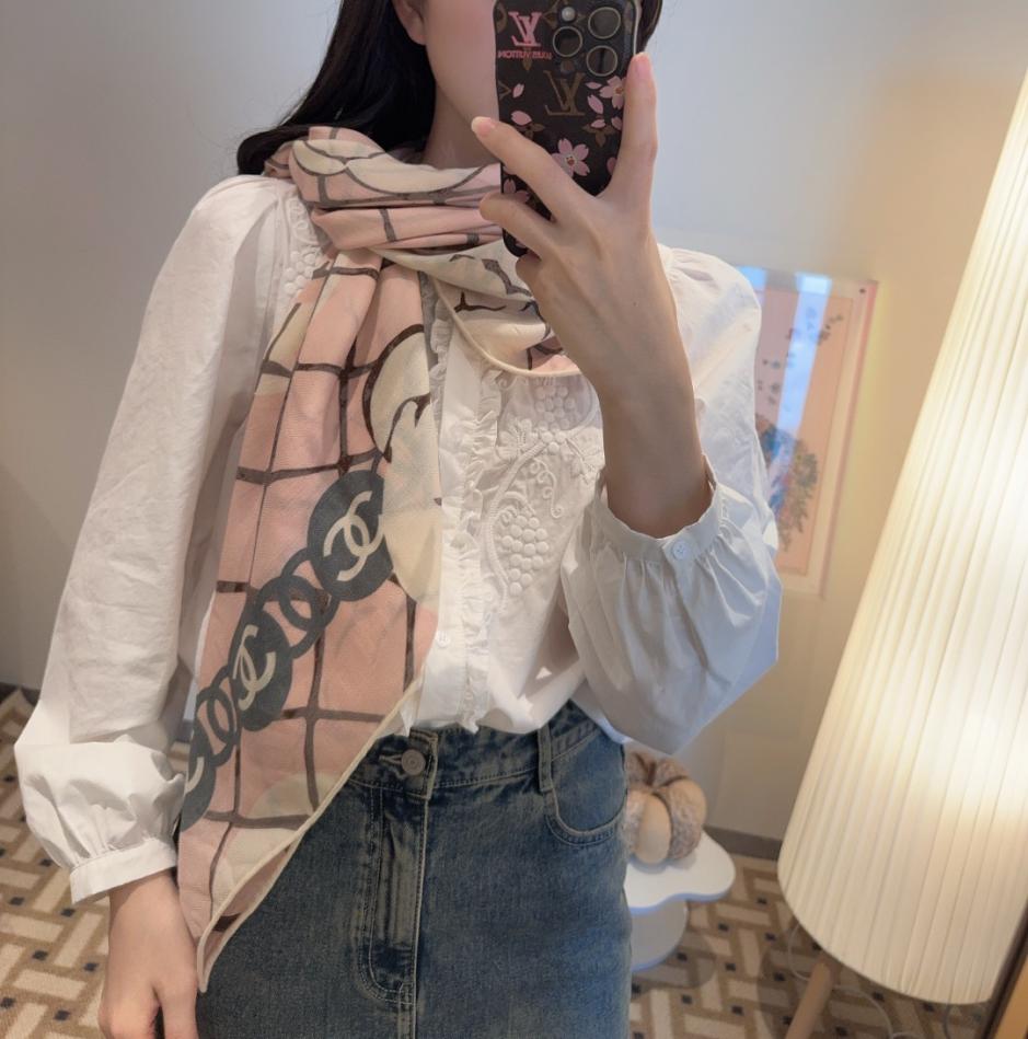 designer,replica,clothing,fake,1:1,lv,luxury,high quality Chanel’s latest quilted velvet scarf, classic camellia design, elegant Coco style (222IX) designer,replica,clothing,fake,1:1,lv,luxury,high quality Chanel’s latest quilted velvet scarf, classic camellia design, elegant Coco style (222IX)