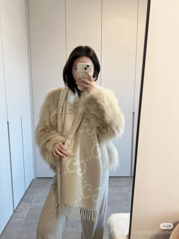 designer,replica,clothing,fake,1:1,lv,luxury,high quality GUCCI’s latest classic double G double-G jacquard tassel scarf (CIHI0) designer,replica,clothing,fake,1:1,lv,luxury,high quality GUCCI’s latest classic double G double-G jacquard tassel scarf (CIHI0)