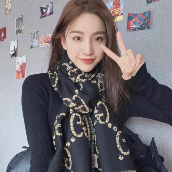 designer,replica,clothing,fake,1:1,lv,luxury,high quality GUCCI Classic Check Reversible Two-Tone Scarf (Z7KGR)
