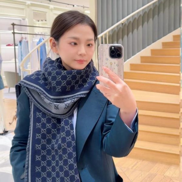 designer,replica,clothing,fake,1:1,lv,luxury,high quality Gucci Small G Reversible Wool Scarf, New Fall/Winter Style (S5VLI)