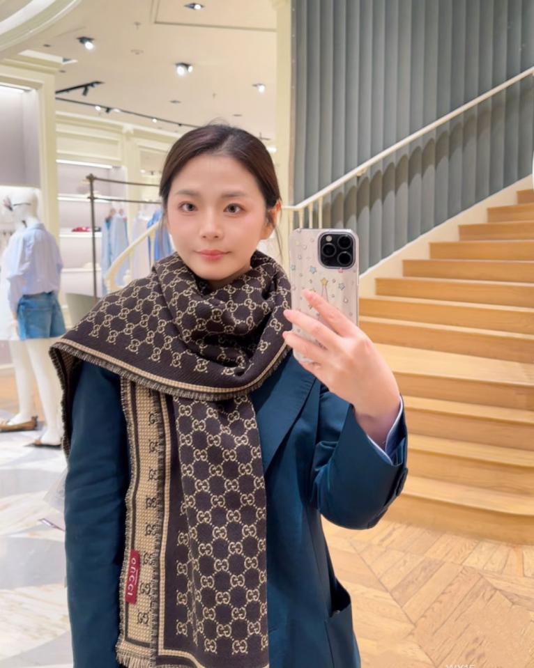 designer,replica,clothing,fake,1:1,lv,luxury,high quality Gucci Reversible Wool Scarf (X8Y53) – New Fall/Winter Style. designer,replica,clothing,fake,1:1,lv,luxury,high quality Gucci Reversible Wool Scarf (X8Y53) – New Fall/Winter Style.