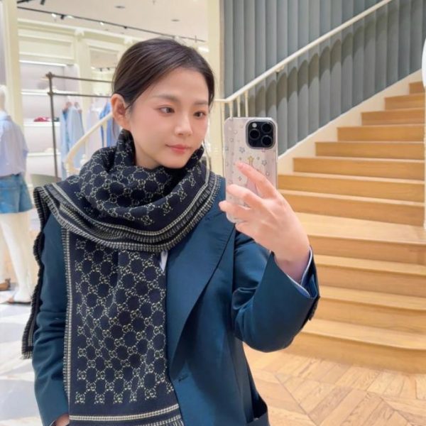 designer,replica,clothing,fake,1:1,lv,luxury,high quality Gucci’s new reversible wool scarf for Fall/Winter (KEIM3) is a stylish and retro design.