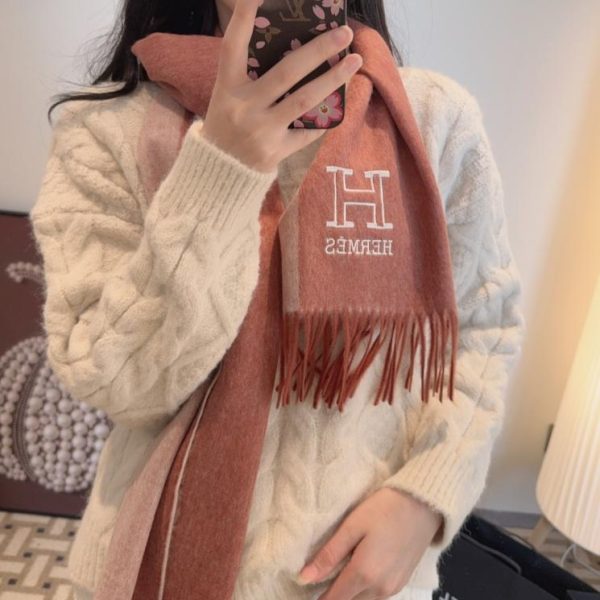 designer,replica,clothing,fake,1:1,lv,luxury,high quality Hermès reversible scarf, 100% lambskin (FMC1A)