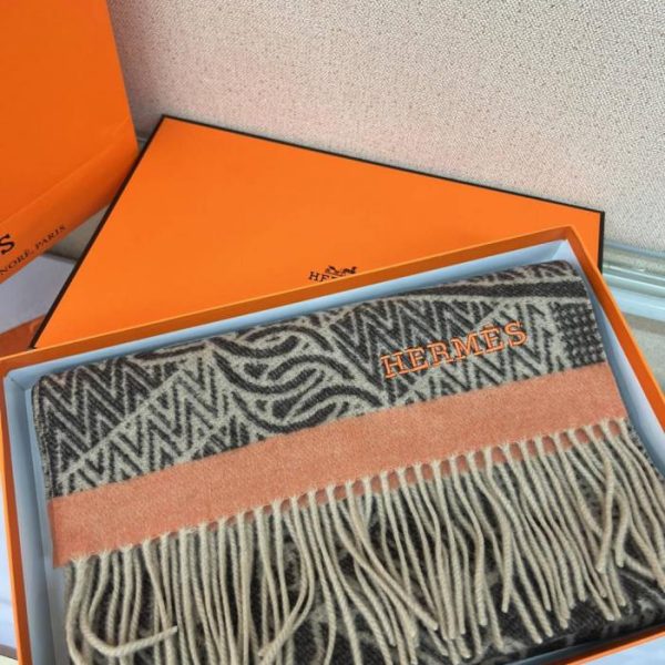 designer,replica,clothing,fake,1:1,lv,luxury,high quality Hermes equestrian-inspired jacquard cashmere scarf, small size (41gyn)