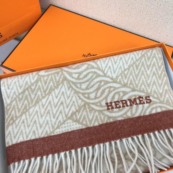 designer,replica,clothing,fake,1:1,lv,luxury,high quality Hermes equestrian-inspired jacquard cashmere scarf, small size (QY5HQ)