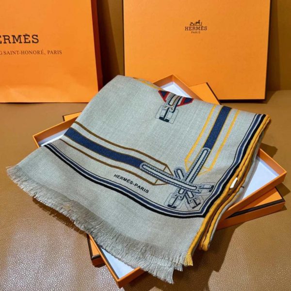 designer,replica,clothing,fake,1:1,lv,luxury,high quality HERMES Saddle Belt with Silk and Wool Scarf (J7FO6) – Same as in boutiques