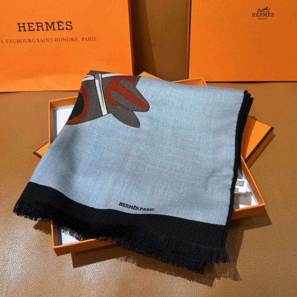 designer,replica,clothing,fake,1:1,lv,luxury,high quality Hermes Velvet Long Scarf, High-End Reversible Tone Color (X6T3H)