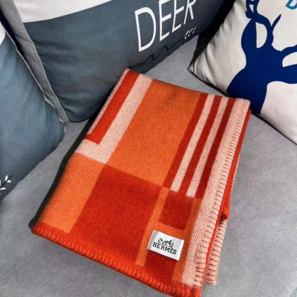 designer,replica,clothing,fake,1:1,lv,luxury,high quality HERMES’ new Ithaque series jacquard wool and cashmere blend blanket (26NJE)