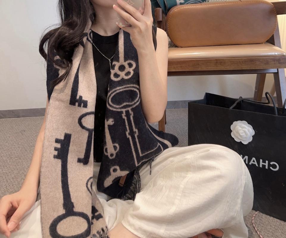 designer,replica,clothing,fake,1:1,lv,luxury,high quality HERMES Key-Shaped Double-Sided Cashmere Scarf (RNZJU) designer,replica,clothing,fake,1:1,lv,luxury,high quality HERMES Key-Shaped Double-Sided Cashmere Scarf (RNZJU)