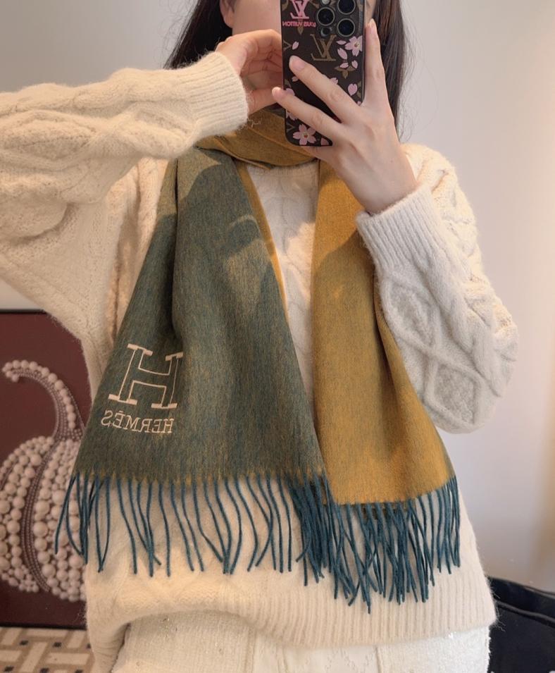 designer,replica,clothing,fake,1:1,lv,luxury,high quality Hermès reversible scarf, 100% lambskin (H2TQX) designer,replica,clothing,fake,1:1,lv,luxury,high quality Hermès reversible scarf, 100% lambskin (H2TQX)