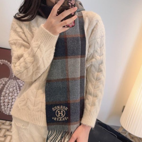 designer,replica,clothing,fake,1:1,lv,luxury,high quality Hermès scarf, 100% lambskin (1MWV9)