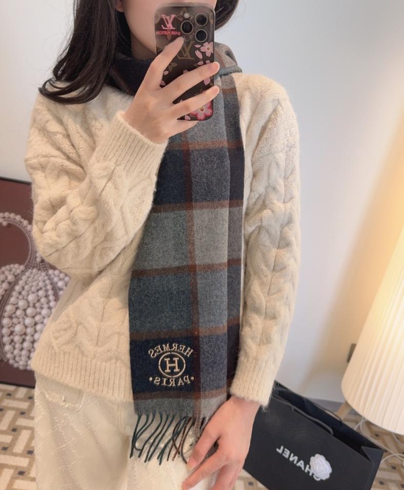 designer,replica,clothing,fake,1:1,lv,luxury,high quality Hermès scarf, 100% lambskin (1MWV9) designer,replica,clothing,fake,1:1,lv,luxury,high quality Hermès scarf, 100% lambskin (1MWV9)