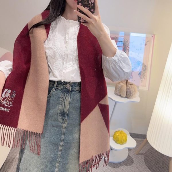 designer,replica,clothing,fake,1:1,lv,luxury,high quality Hermès reversible scarf, 100% lambskin (ROCT5)