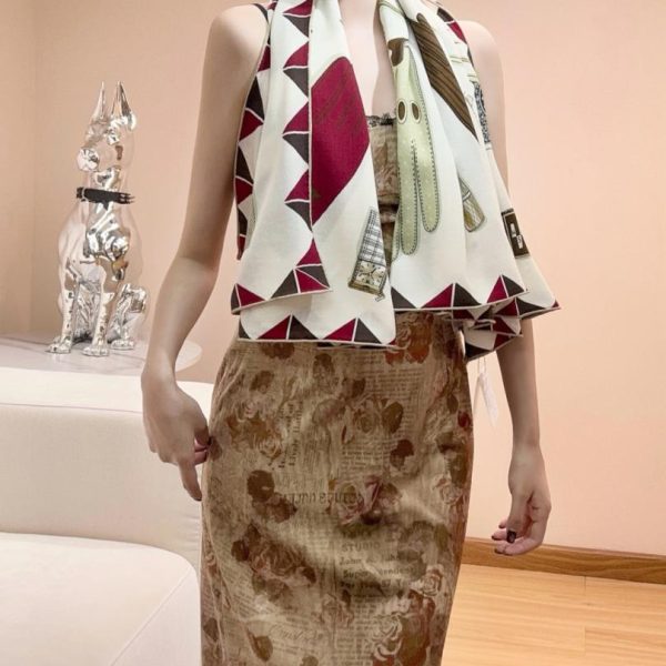 designer,replica,clothing,fake,1:1,lv,luxury,high quality Hermès “Glove Time” 140 Double-Sided Silk Wool Shawl with Hand-Rolled Edges (JXJKY)