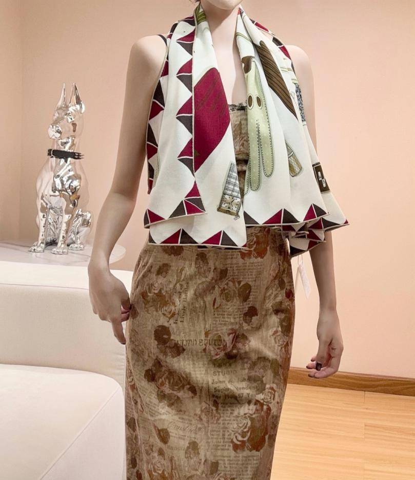 designer,replica,clothing,fake,1:1,lv,luxury,high quality Hermès “Glove Time” 140 Double-Sided Silk Wool Shawl with Hand-Rolled Edges (JXJKY) designer,replica,clothing,fake,1:1,lv,luxury,high quality Hermès “Glove Time” 140 Double-Sided Silk Wool Shawl with Hand-Rolled Edges (JXJKY)