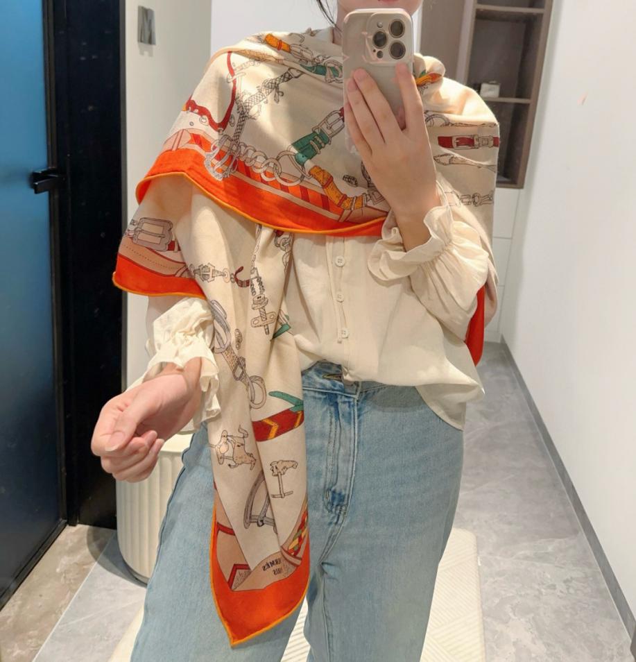 designer,replica,clothing,fake,1:1,lv,luxury,high quality Hermes reversible square handkerchief in the same color (Pierre M(YOKYV)) designer,replica,clothing,fake,1:1,lv,luxury,high quality Hermes reversible square handkerchief in the same color (Pierre M(YOKYV))