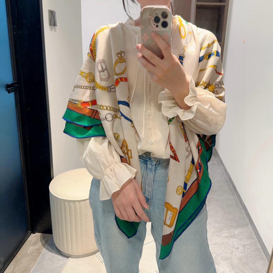 designer,replica,clothing,fake,1:1,lv,luxury,high quality Hermes reversible square handkerchief in the same color (Pierre M (YYQ7M)) designer,replica,clothing,fake,1:1,lv,luxury,high quality Hermes reversible square handkerchief in the same color (Pierre M (YYQ7M))