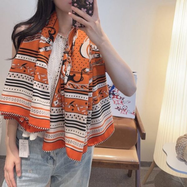 designer,replica,clothing,fake,1:1,lv,luxury,high quality Hermès Reversible Tone Velvet Amazon Festival Pattern Scarf (2 CIL4)