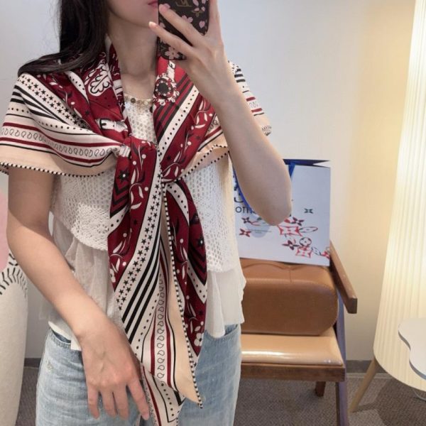 designer,replica,clothing,fake,1:1,lv,luxury,high quality Hermès Reversible Tone Velvet Amazon Festival Pattern Scarf (Z31M1)