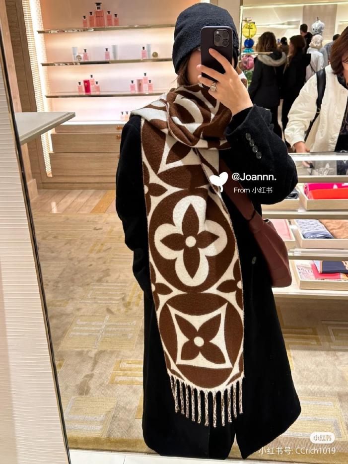 designer,replica,clothing,fake,1:1,lv,luxury,high quality LV extra-long, narrow, circular scarf, unisex design, classic LV pattern, double-sided yarn-dyed jacquard (IYH45) designer,replica,clothing,fake,1:1,lv,luxury,high quality LV extra-long, narrow, circular scarf, unisex design, classic LV pattern, double-sided yarn-dyed jacquard (IYH45)