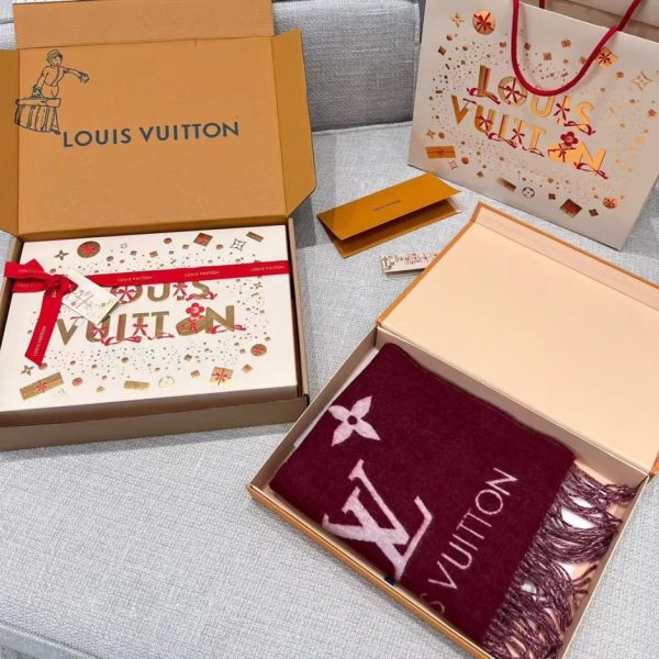 designer,replica,clothing,fake,1:1,lv,luxury,high quality New LV Reykjavik Classic Cashmere Scarf in Bordeaux Red (5XU9W)