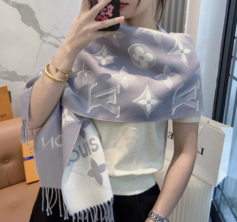 designer,replica,clothing,fake,1:1,lv,luxury,high quality LV Essential Shine Scarf with metallic fibers woven into the Monogram pattern (XM039) designer,replica,clothing,fake,1:1,lv,luxury,high quality LV Essential Shine Scarf with metallic fibers woven into the Monogram pattern (XM039)
