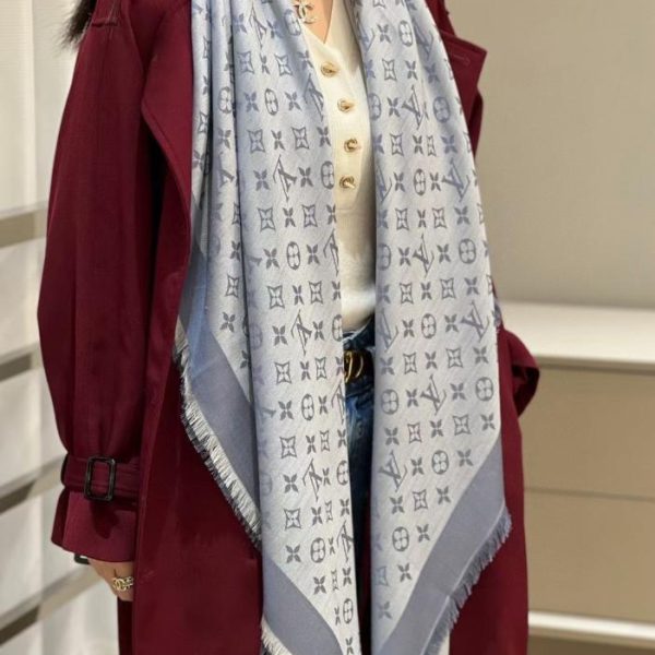 designer,replica,clothing,fake,1:1,lv,luxury,high quality Dusty blue Louis Vuitton classic design with subtle jacquard Monogram pattern (IAICG).