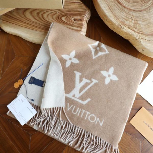 designer,replica,clothing,fake,1:1,lv,luxury,high quality LV cashmere scarf (N3YE0)