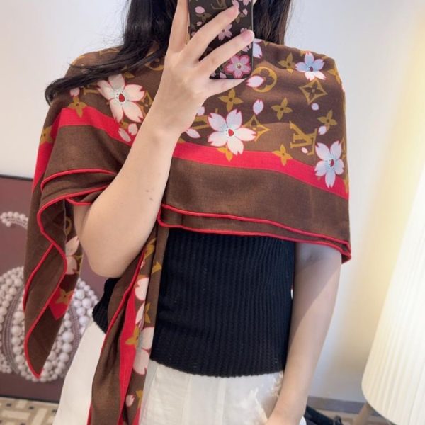 designer,replica,clothing,fake,1:1,lv,luxury,high quality Louis Vuitton’s latest boutique style, cherry blossom design (OZM67)