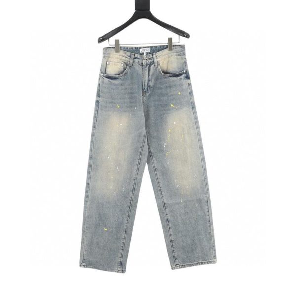 designer,replica,clothing,fake,1:1,lv,luxury,high quality Loewe jeans with painted lettering on the back pocket (C2E3)