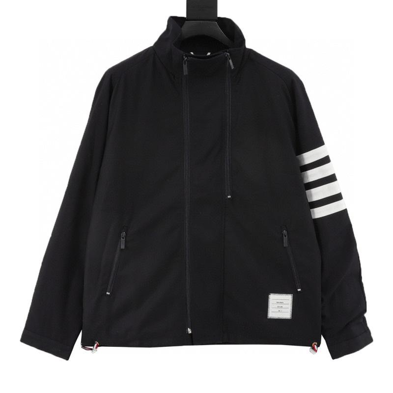 designer,replica,clothing,fake,1:1,lv,luxury,high quality Thom Browne yarn-dyed four-stripe zip-up trench coat (DDA0) designer,replica,clothing,fake,1:1,lv,luxury,high quality Thom Browne yarn-dyed four-stripe zip-up trench coat (DDA0)