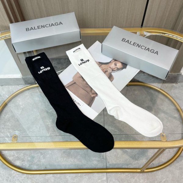 designer,replica,clothing,fake,1:1,lv,luxury,high quality [Two pairs per box] BALENCIAGA official website synchronized silicone letter calf socks (3MZ4H)