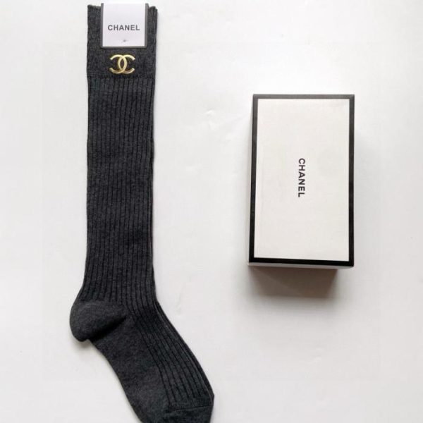 designer,replica,clothing,fake,1:1,lv,luxury,high quality [One pair per box] Chanel classic double C logo pure cotton knee-high socks (246BI)