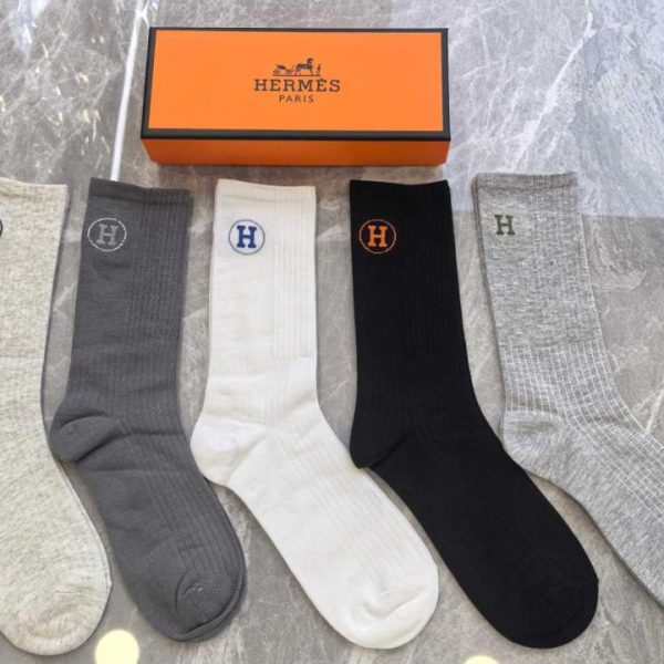 designer,replica,clothing,fake,1:1,lv,luxury,high quality Hermes new mid-length socks, five pairs per box (OWE8W)