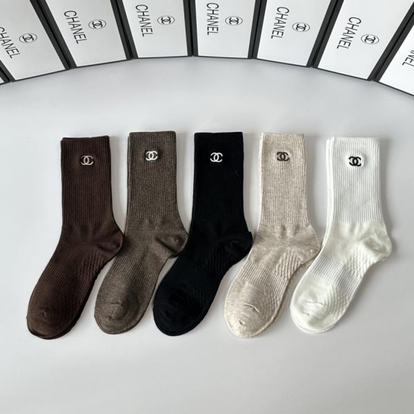 designer,replica,clothing,fake,1:1,lv,luxury,high quality Chanel’s new embroidered midi socks, five pairs per box (R7S64)