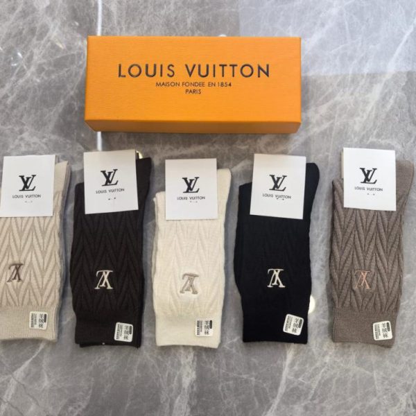 designer,replica,clothing,fake,1:1,lv,luxury,high quality Louis Vuitton New Cashmere Mid-Length Socks, 5 pairs per box (V56CB)