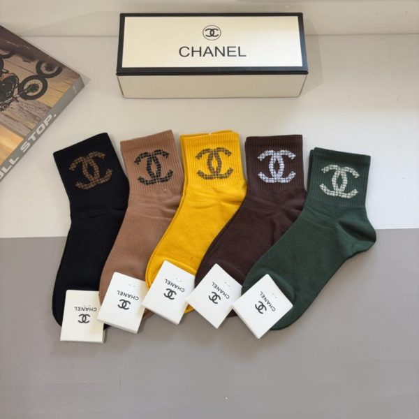 designer,replica,clothing,fake,1:1,lv,luxury,high quality (5 pairs per box) Chanel’s new high-end socks, lettered mid-calf socks, same style as those in boutiques (BX6Y4)