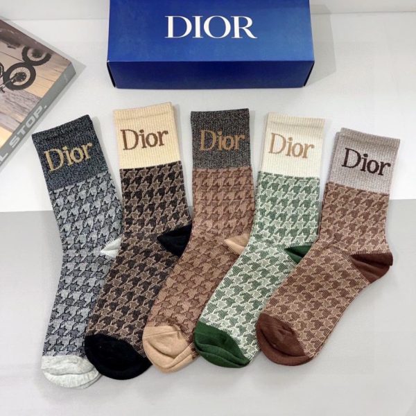 designer,replica,clothing,fake,1:1,lv,luxury,high quality (5 pairs per box) Dior’s new calf-length socks! 100% cotton (75 FAW)