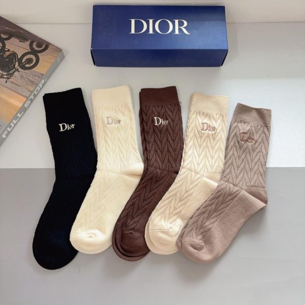 designer,replica,clothing,fake,1:1,lv,luxury,high quality (5 pairs per box) Dior’s new classic logo embroidered stockings! Same style as those in boutiques (25251)