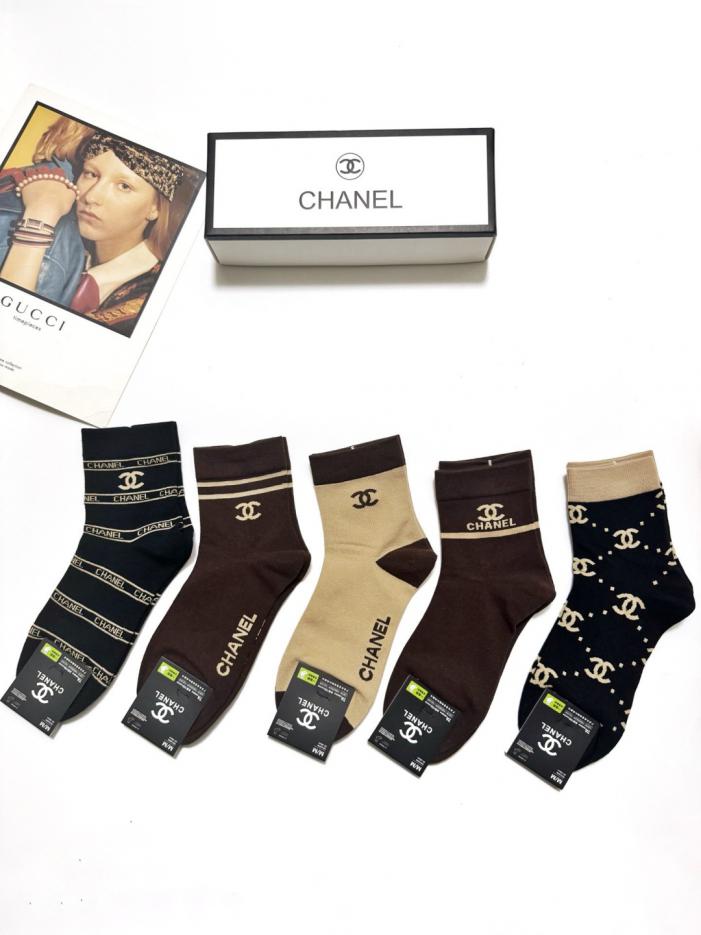 designer,replica,clothing,fake,1:1,lv,luxury,high quality 【5 pairs per box】 Chanel classic logo mid-calf socks, made of pure cotton (ZBIB1) designer,replica,clothing,fake,1:1,lv,luxury,high quality 【5 pairs per box】 Chanel classic logo mid-calf socks, made of pure cotton (ZBIB1)