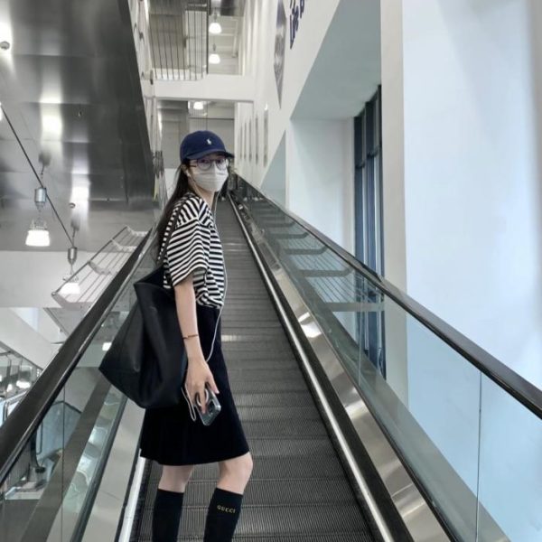 designer,replica,clothing,fake,1:1,lv,luxury,high quality 【One pair per box】 Gucci classic logo knee-high socks, calf socks, double-needle knit material (XKX9J)