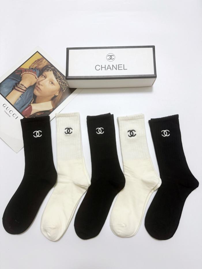 designer,replica,clothing,fake,1:1,lv,luxury,high quality 【5 pairs per box】 Chanel classic embroidered logo cotton mid-calf socks (YSNZ3) designer,replica,clothing,fake,1:1,lv,luxury,high quality 【5 pairs per box】 Chanel classic embroidered logo cotton mid-calf socks (YSNZ3)