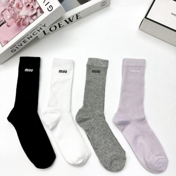 designer,replica,clothing,fake,1:1,lv,luxury,high quality [4 pairs per box] MIUMIU Classic Logo Ultra-Thin Seamless Mid-Calf Socks (OTVZH)