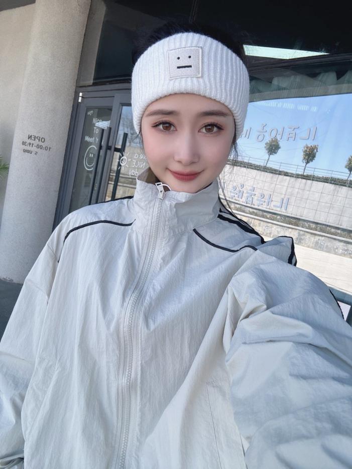 designer,replica,clothing,fake,1:1,lv,luxury,high quality Acne Studios’ new headband (4MLJU) is now available on their official website. designer,replica,clothing,fake,1:1,lv,luxury,high quality Acne Studios’ new headband (4MLJU) is now available on their official website.