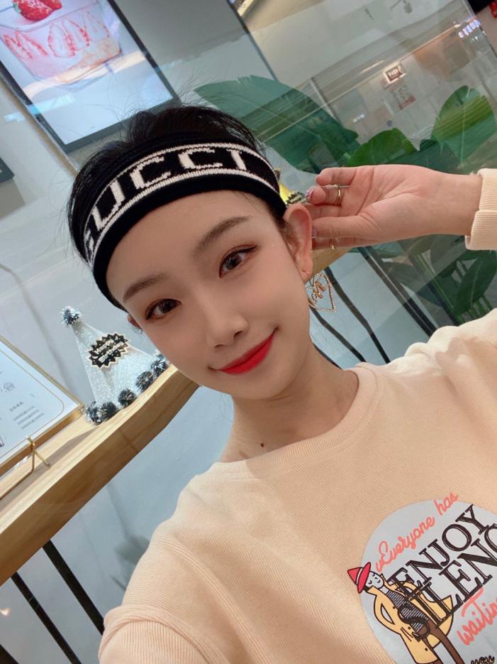 designer,replica,clothing,fake,1:1,lv,luxury,high quality Authentic GUCCI headband, fitness headband, styling headband (6FJRK) designer,replica,clothing,fake,1:1,lv,luxury,high quality Authentic GUCCI headband, fitness headband, styling headband (6FJRK)