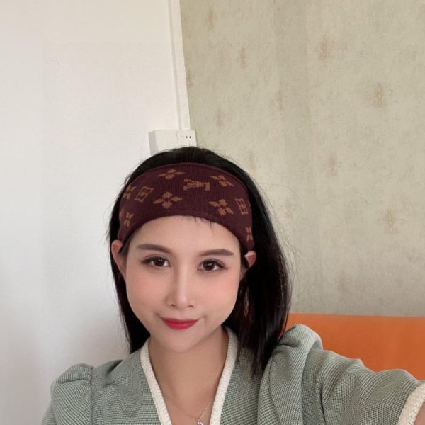 designer,replica,clothing,fake,1:1,lv,luxury,high quality Authentic Louis Vuitton headband, fitness headband, styling headband (BTD8C)