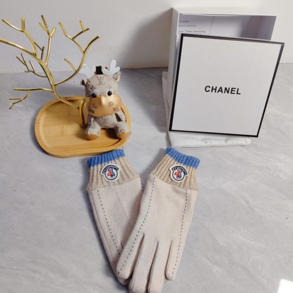 designer,replica,clothing,fake,1:1,lv,luxury,high quality New MONCLER wool gloves (ZV7A4) – Available now at authorized retailers